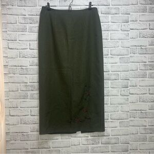 Jonathan Martin Studio Midi Green Floral Stitch Back Slit M/L